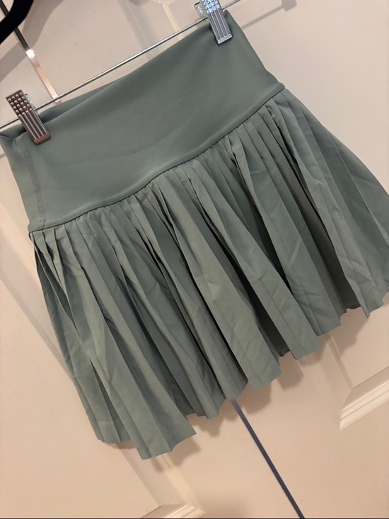 ALO Yoga Dresses & Skirts - ALO grand slam tennis skirt XS
